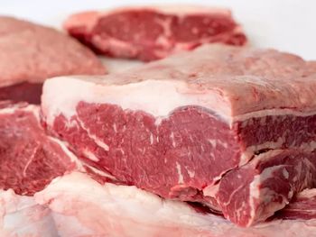 Carnes em geral tiveram um recuo médio de 9,65% no acumulado no ano até agosto, segundo o IBGE.
