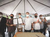 Vídeo: Governador Renan Filho vai até Olivença, assina O.S do "Minha Cidade Linda" e confirma mais uma vez rodovia que liga Olivença à Batalha