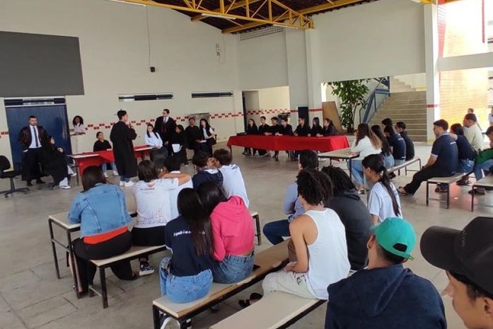 MPAL realiza júri simulado em escola de Santana do Ipanema