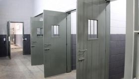 Entrega de obras e equipamentos ampliam estrutura do sistema prisional em Alagoas