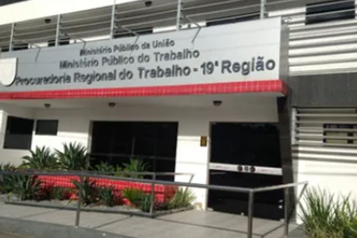 MPT realiza mediação para buscar melhores condições de trabalho no Centro Pesqueiro de Maceió