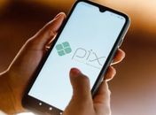 Homem é mantido em cárcere privado por garota de programa e obrigado a fazer transferências via Pix em Maceió