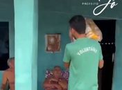 Prefeito Jó e equipe realizam entregas de cestas nutricionais do 10° "Olivença Feliz" nas residências dos beneficiários