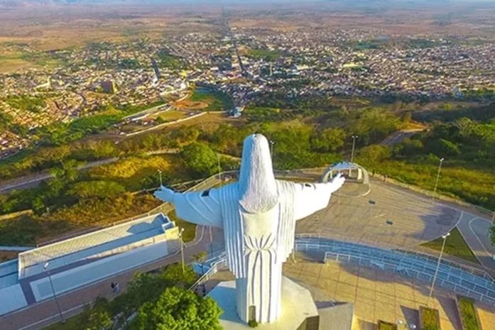 Homens são condenados a 19 anos por execução em frente a hospital em Palmeira dos Índios