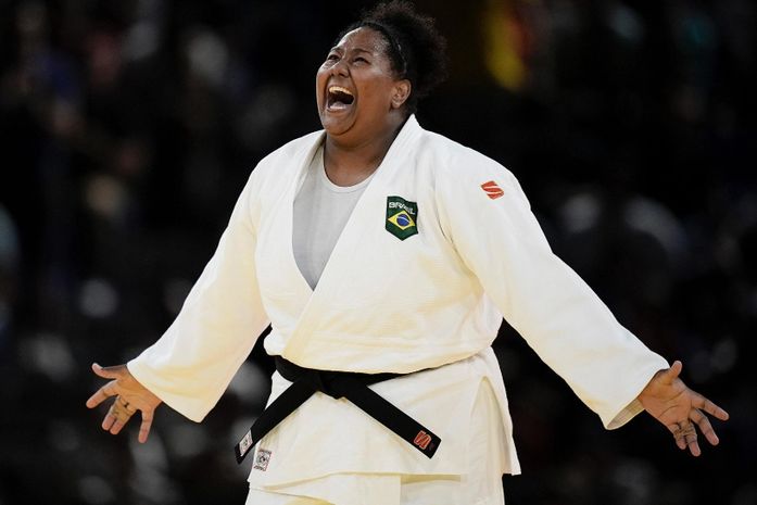 Beatriz Souza vence israelense e conquista medalha de ouro no judô