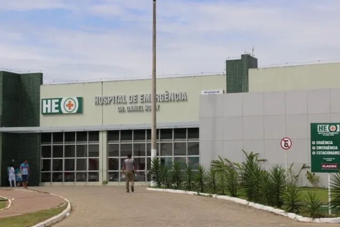 Jovem é espancado e furtado após ser atraído por falsa proposta de programa