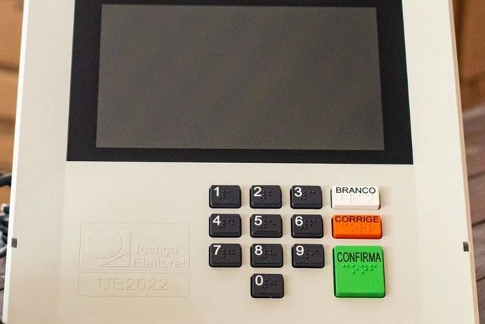 TRE/AL recebe 700 novas urnas eletrônicas para eleições municipais