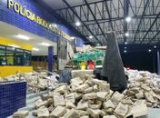 Homem é preso com uma tonelada de maconha no Sertão de Alagoas
