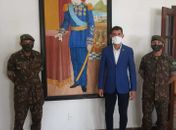 Prefeito Jó em visita a 59º Batalhão de Infantaria do Exército para solicitar a reativação da Junta  Militar para Olivença, Sertão de Alagoas. 