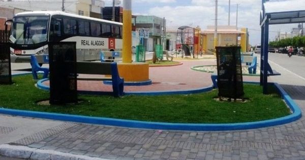 Dupla suspeita de realizar assaltos na zona rural de Santana do - Cada Minuto