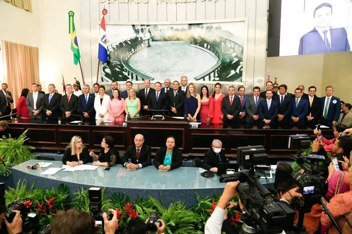 Posse dos 27 deputados estaduais de Alagoas eleitos em 2022