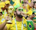 Uso de vuvuzelas, telões, festas e bandeiras: especialista explica o que é permitido nos condomínios durante a Copa