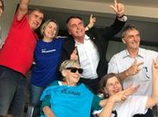 A família Bolsonaro reunida em torno de Olinda, mãe do presidente
