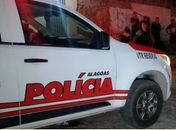 Grupo é preso com balaclavas e barra de madeira com pregos após confronto entre torcidas organizadas em Maceió