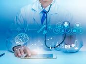 Médicos que nunca existiram: inteligência artificial cria falsos especialistas para enganar idosos em AL