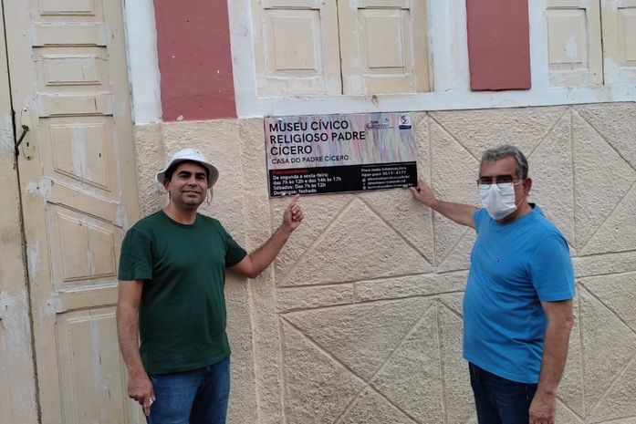 Prefeito e vice de Pão de Açúcar visitam Juazeiro do Norte