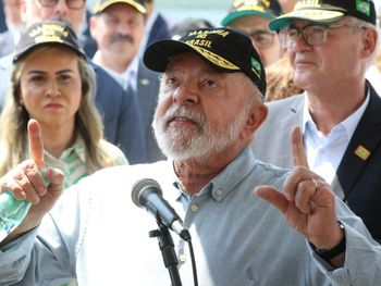Lula demonstra, mais uma vez, insatisfação com juros altos
