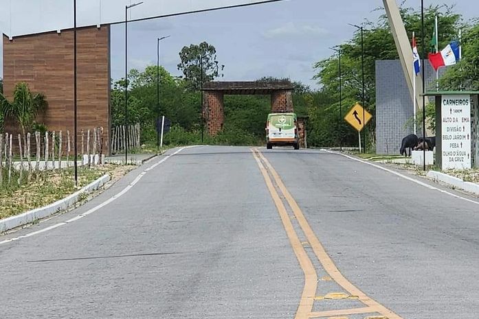 Jovem é assassinado com vários disparos por homens armados após ter casa invadida em Carneiros
