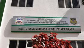 Mulher acamada é morta com tiro no pescoço após ter casa invadida por criminoso em Arapiraca