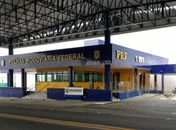 Em Canapi, PRF prende dois homens com mais de 50 pares de tênis falsificados na BR-423

