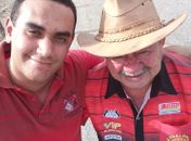 Jornalista Igor Ribeiro com o Poeta e Cantor Zé de Almeida (Chapéu)