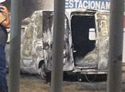 Ambulância incendeia dentro de hospital em Olho d´Água das Flores