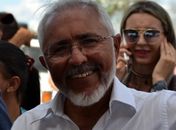 Prefeito de Delmiro assina decreto desta terça
