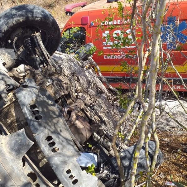 Rs=w:600,h:600,i:true,cg:true,ft:cover?cache=true