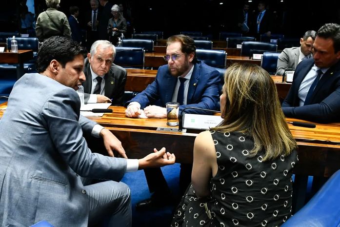 Rodrigo Cunha afirma ser ele o candidato a vice-prefeito de JHC