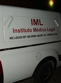 Viatura do Instituto Médico Legal (IML)
