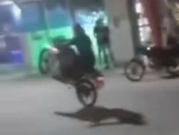 Jovem é detido após ser flagrado empinando moto durante perseguição policial em Pão de Açúcar