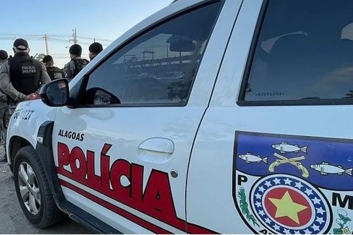 Mãe abandona quatro crianças para beber em Olho d’Água Grande