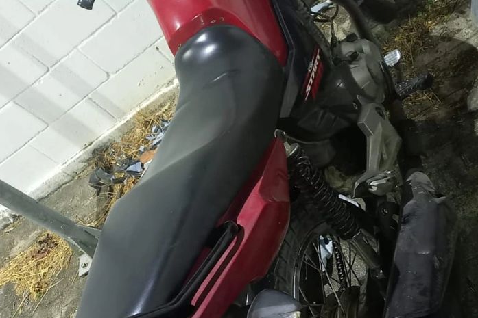 Jovem é preso após ser flagrado empinando moto com as numerações do chassi e motor adulterados em São José da Tapera