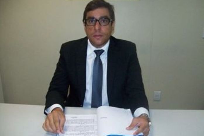 Procurador Gustavo Santos