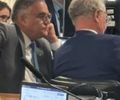 Renan Calheiros e João Caldas assistem juntos a sabatina da ministra Marluce Caldas