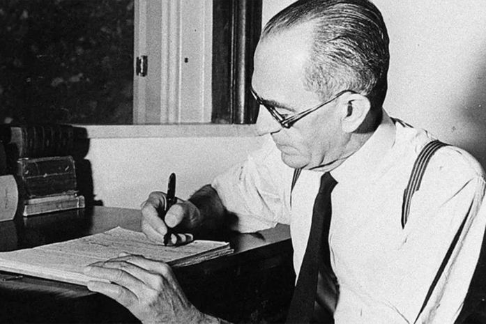 Obra de Graciliano entra em domínio público e provoca corrida de reedições